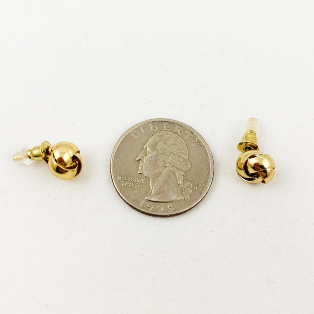 LOVE KNOT EARRINGS NWT - Picture 2 of 3